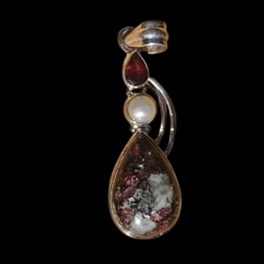 BUYER'S CHOICE.. Artisan Gemstone Silver Pendant. - Picture 7 of 10